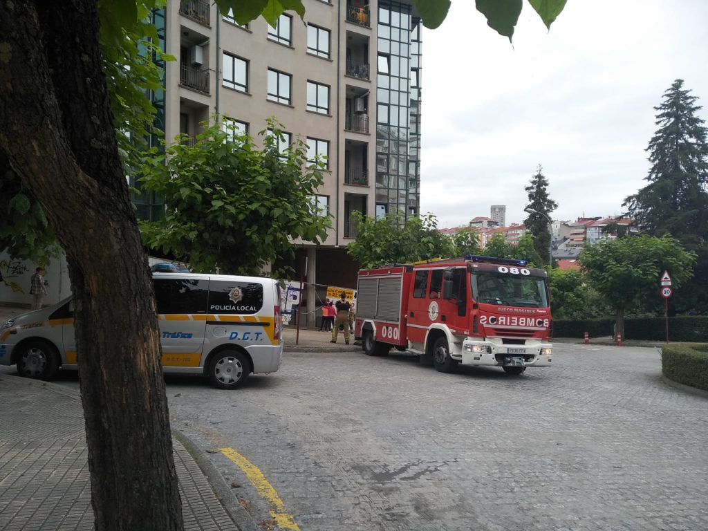 Bomberos en el accidente de la avenida de Portugal