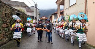 Entroido de Laza y los Peliqueiros